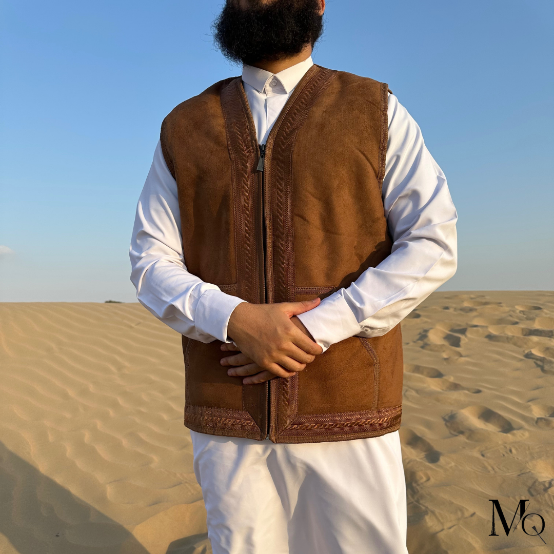 Manteau Al Qudra « sans manches » (Farwa d’Hiver Émirati 🇦🇪❄️)