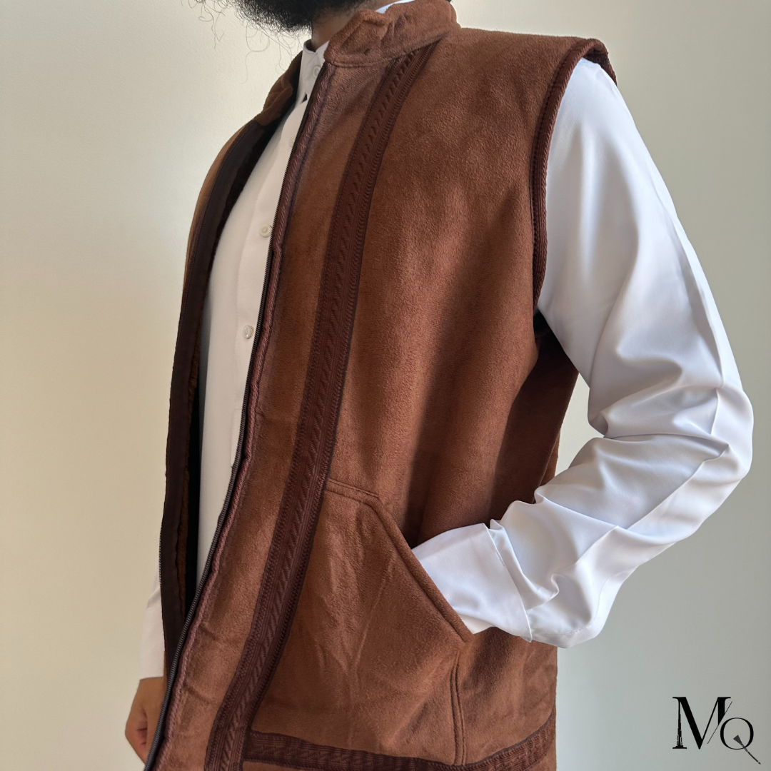 Manteau Al Qudra « sans manches » (Farwa d’Hiver Émirati 🇦🇪❄️)