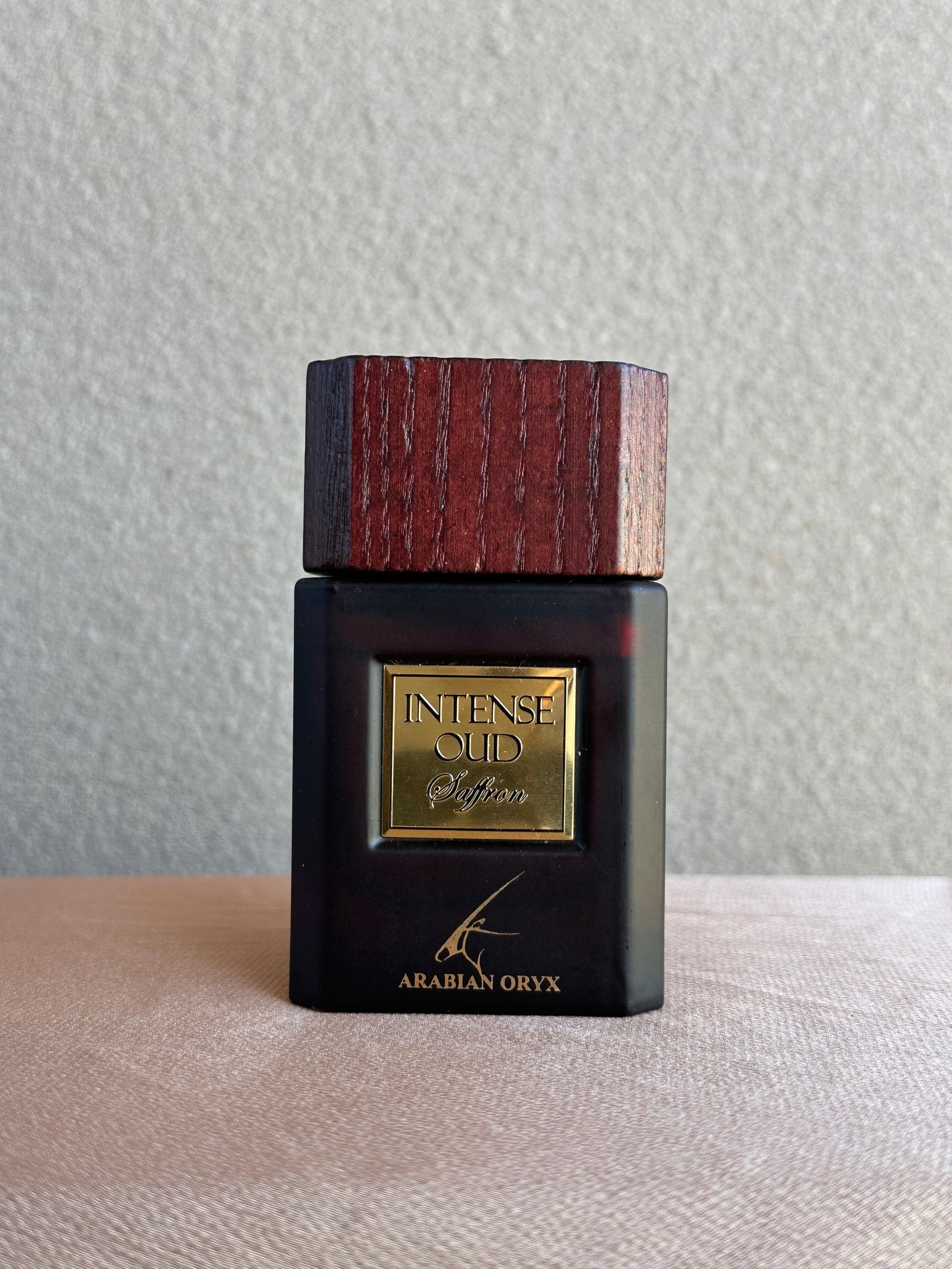 Parfum : INTENSE OUD SAFRAN - Destock