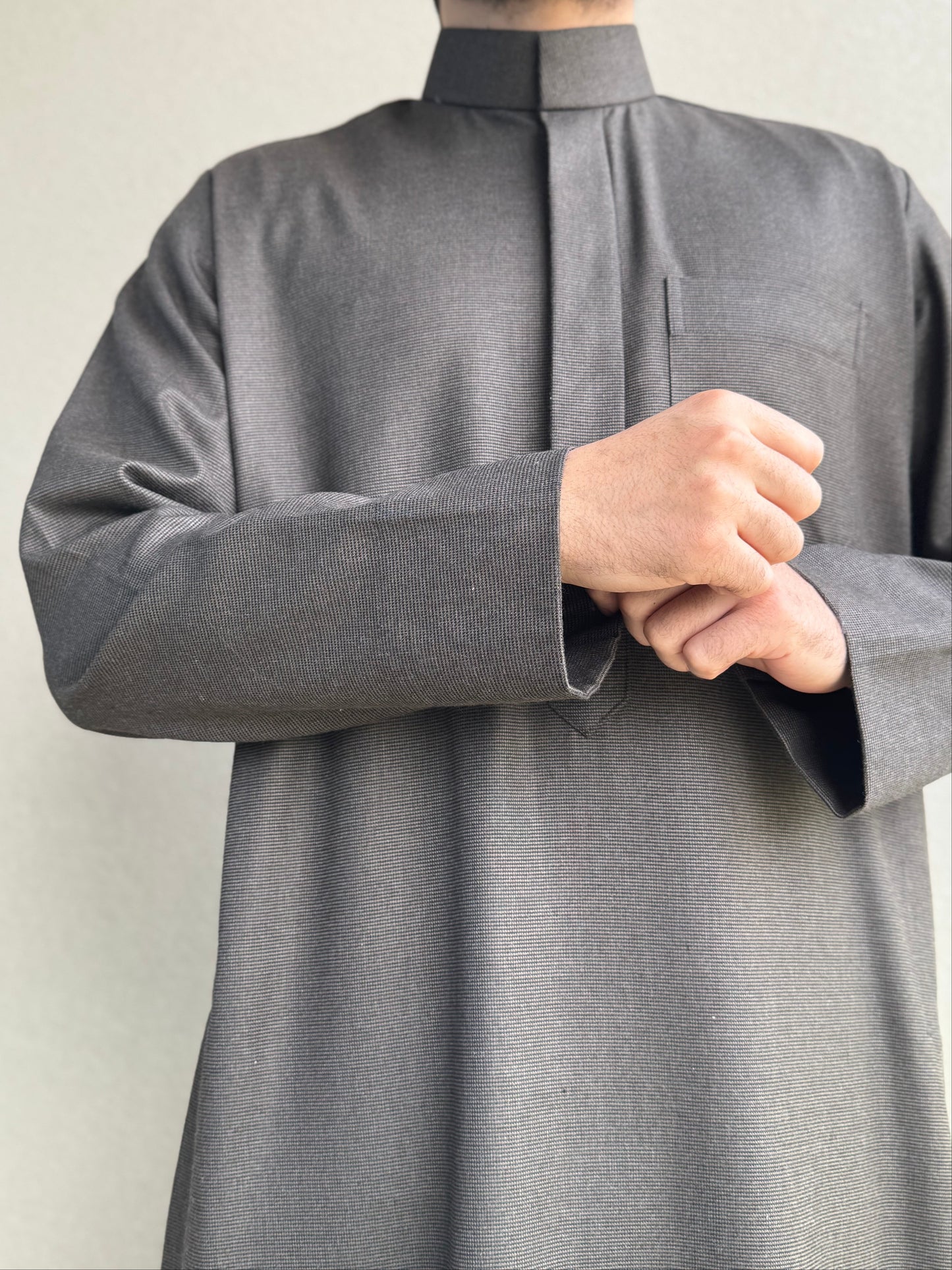 Qamis Koweiti Cashemiri