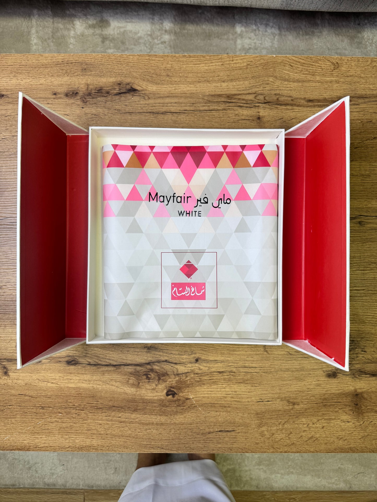 Shemagh Al-BASSAM MAYFAIR White