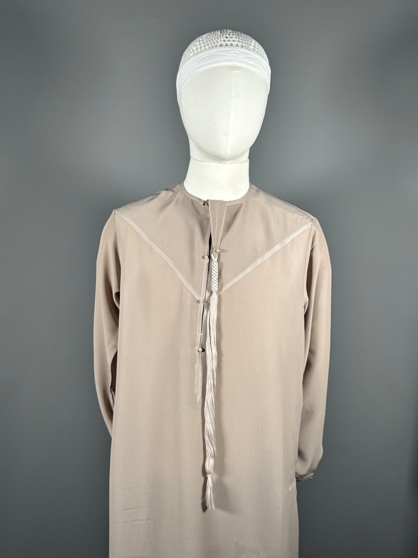 QAMIS EMIRATI CAFE - PETIT PRIX