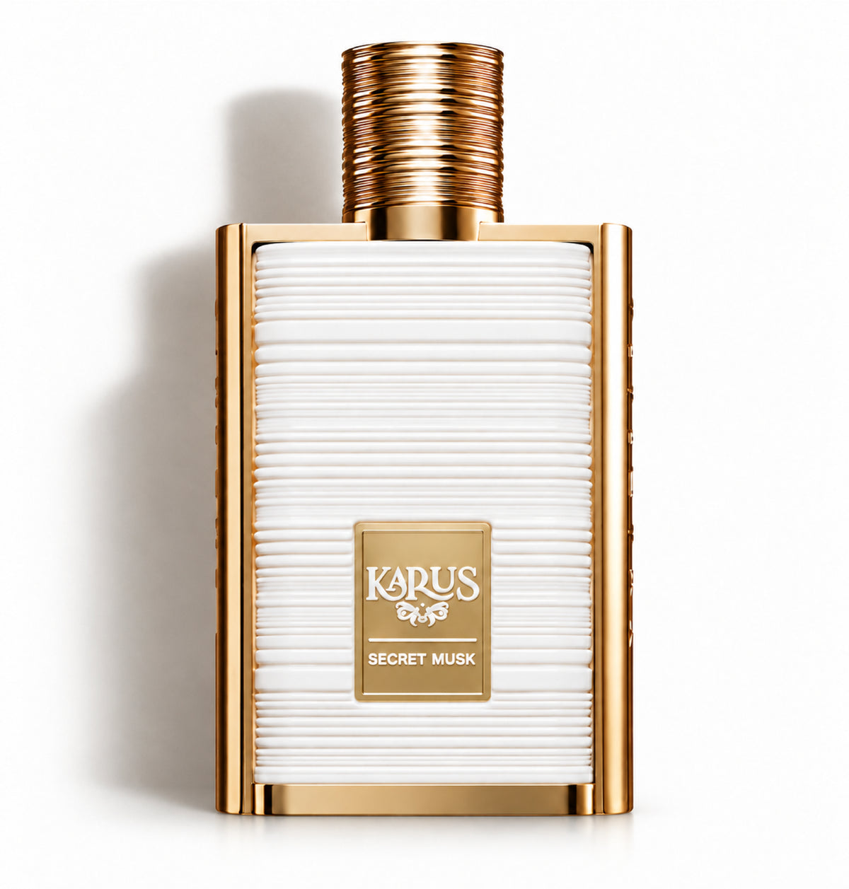 Karus Secret Musk – Khadlaj – flacon sur fond blanc avec ombre douce