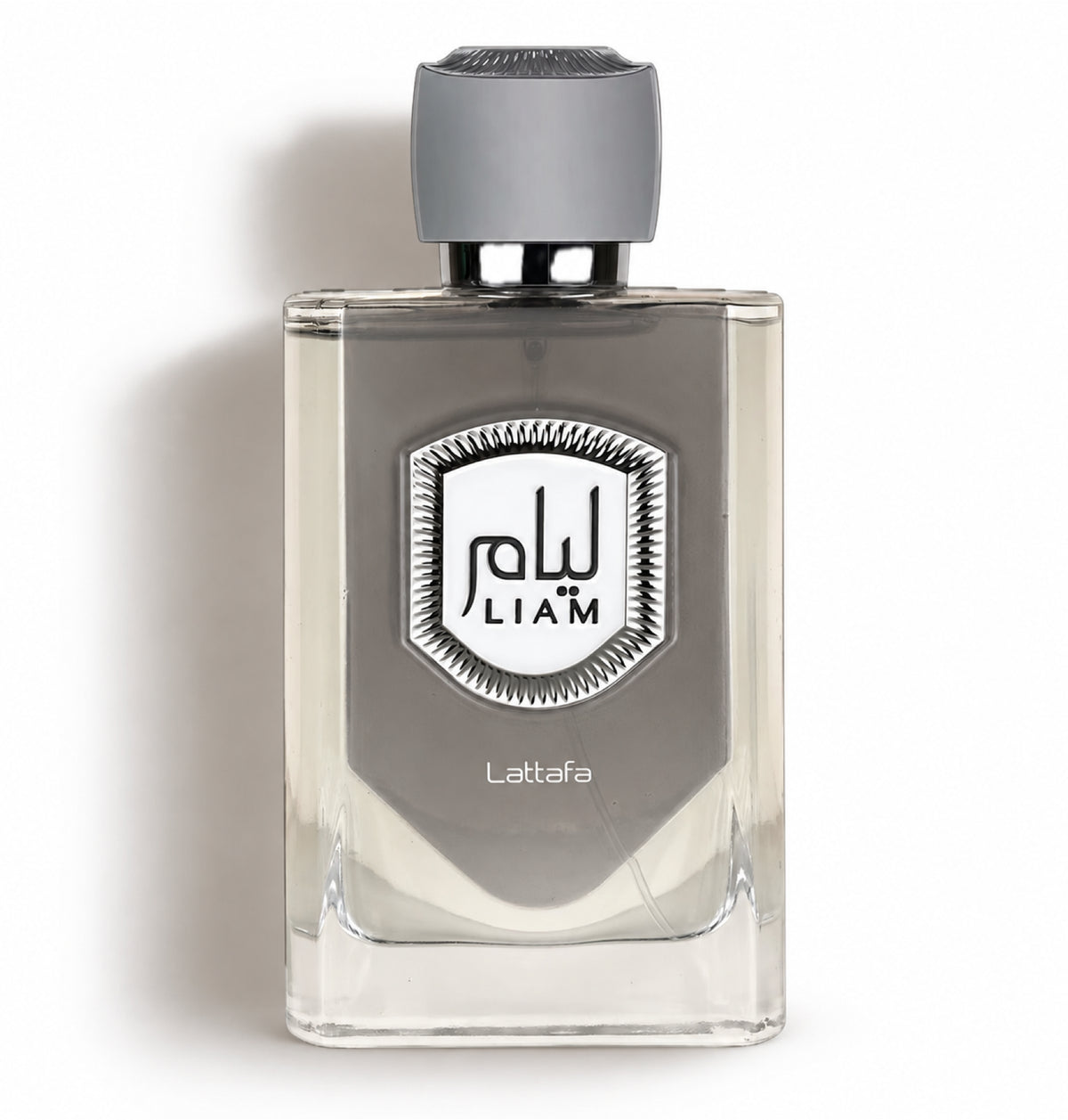 Liam Grey – Lattafa – flacon sur fond blanc avec ombre douce