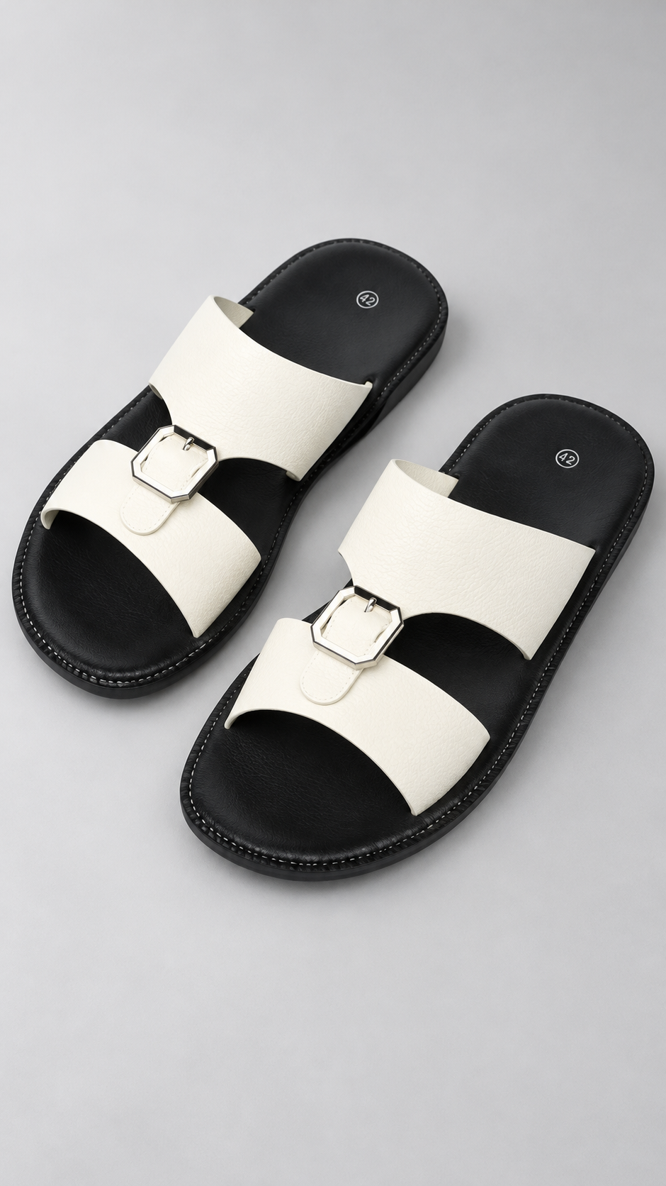 sandales emiraties blanc — Paire blanche