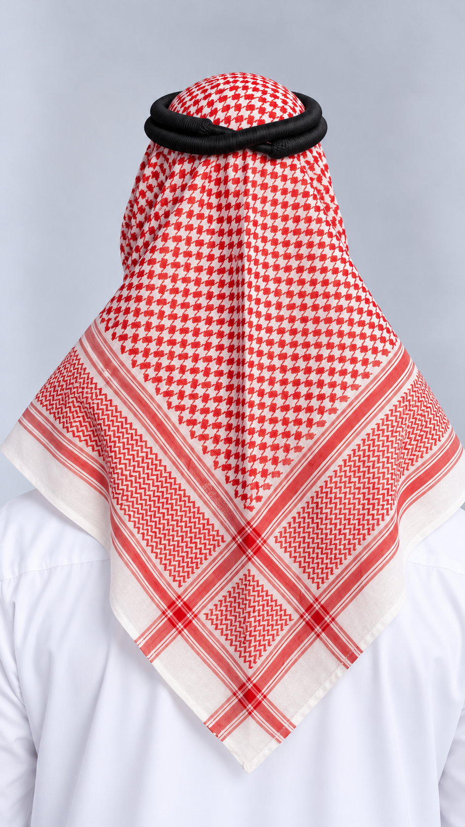 shemagh saoudien rouge blanc — Porté de dos