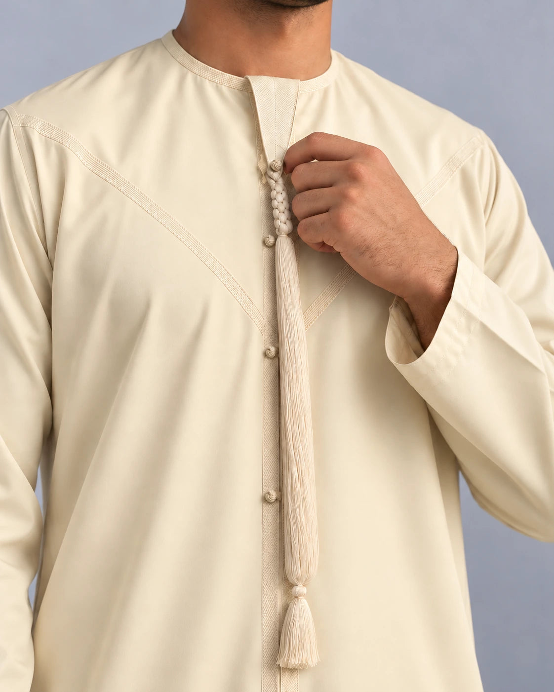 qamis emirati classic creme details