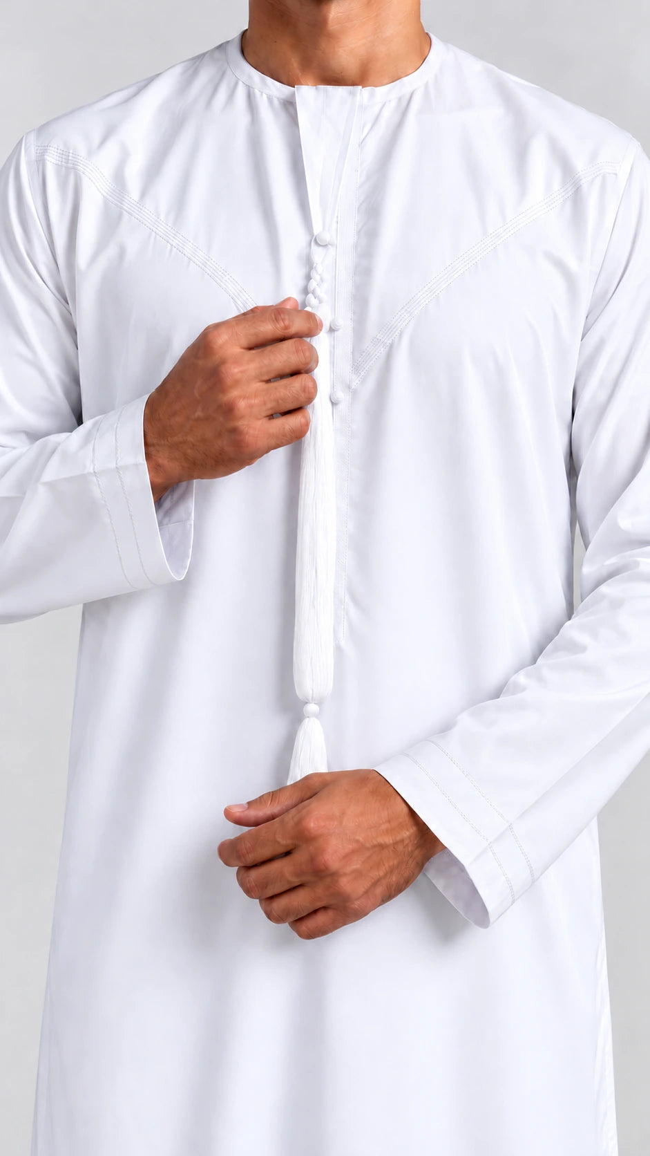 qamis emirati iconic blanc details