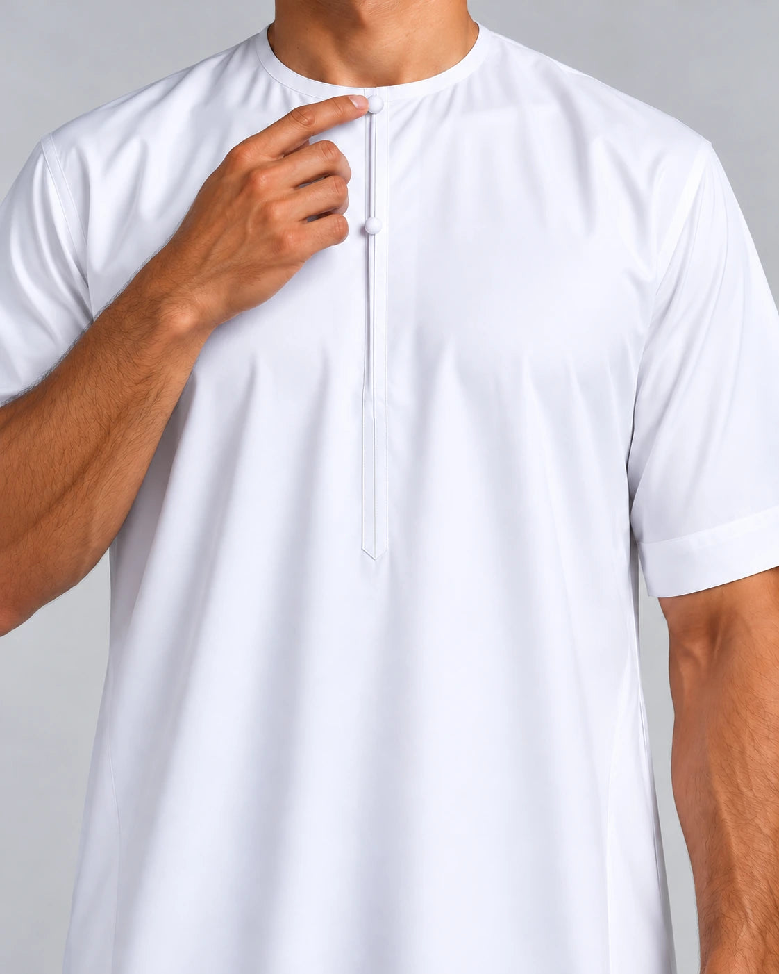 qamis emirati iconic court blanc details