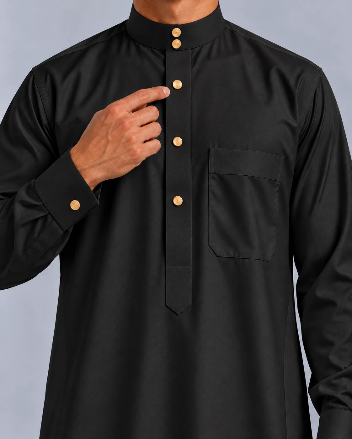 qamis saoudien royal noir intense details