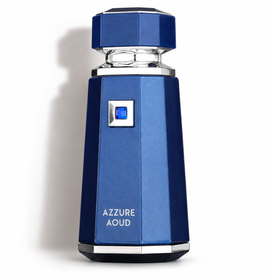Azzure Aoud – French Avenue – flacon sur fond blanc avec ombre douce