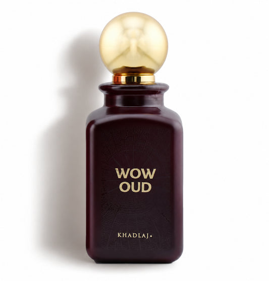 Wow Oud – Khadlaj – flacon sur fond blanc avec ombre douce